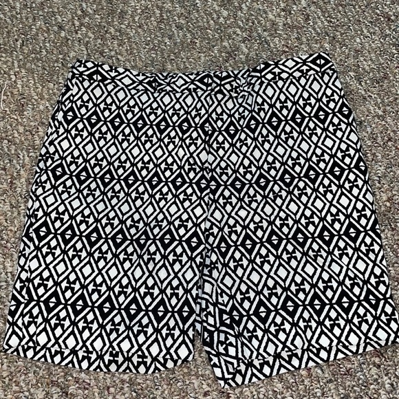 Women’s Mario Serrani Shorts - Picture 1 of 3
